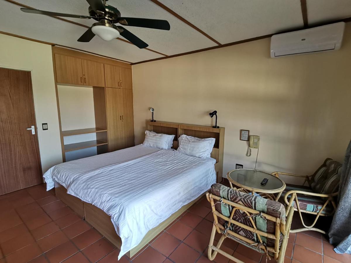 Onganga Hotel Pension Windhuk Zewnętrze zdjęcie